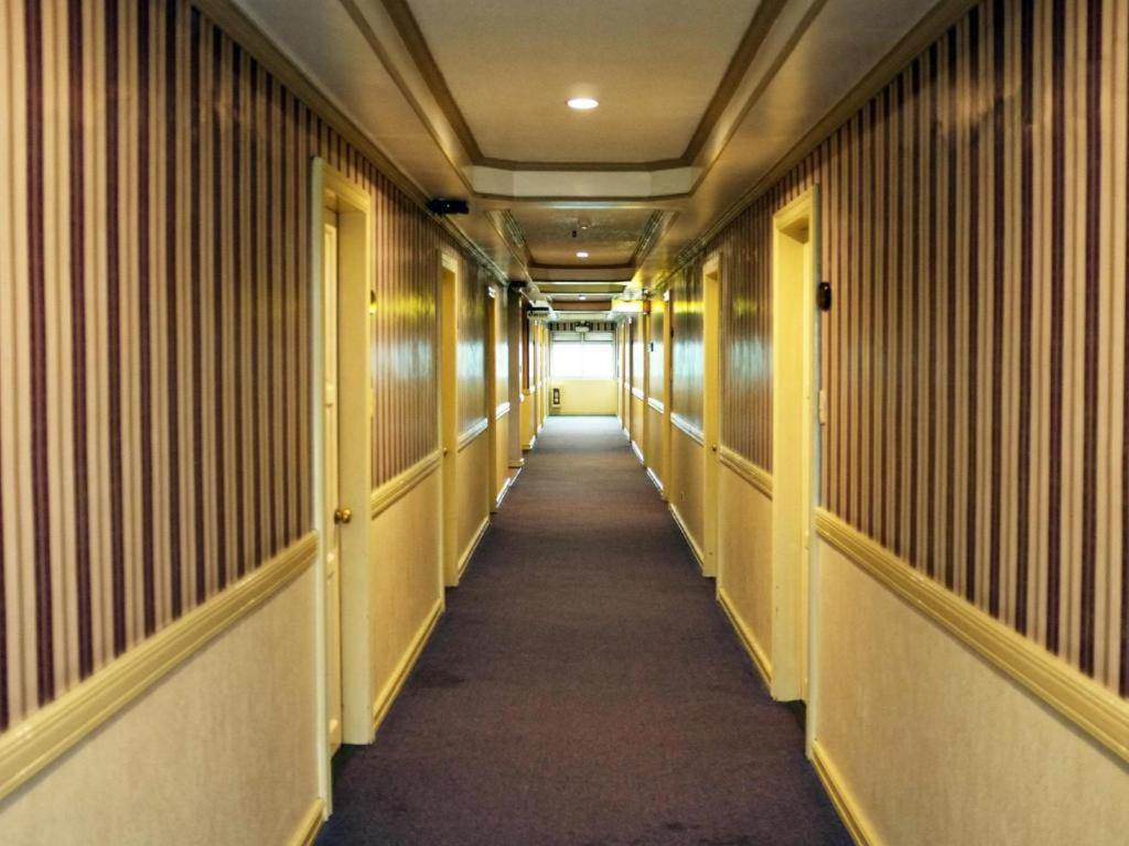 Orange Grove Hotel Davao Екстер'єр фото