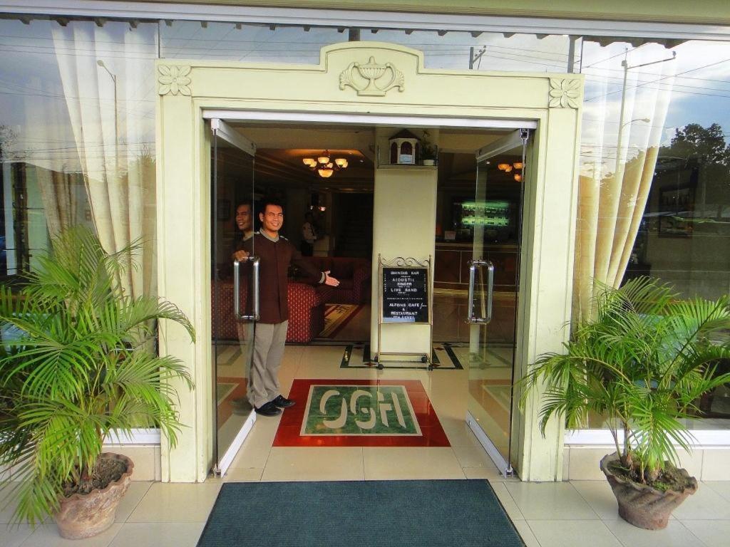 Orange Grove Hotel Davao Екстер'єр фото