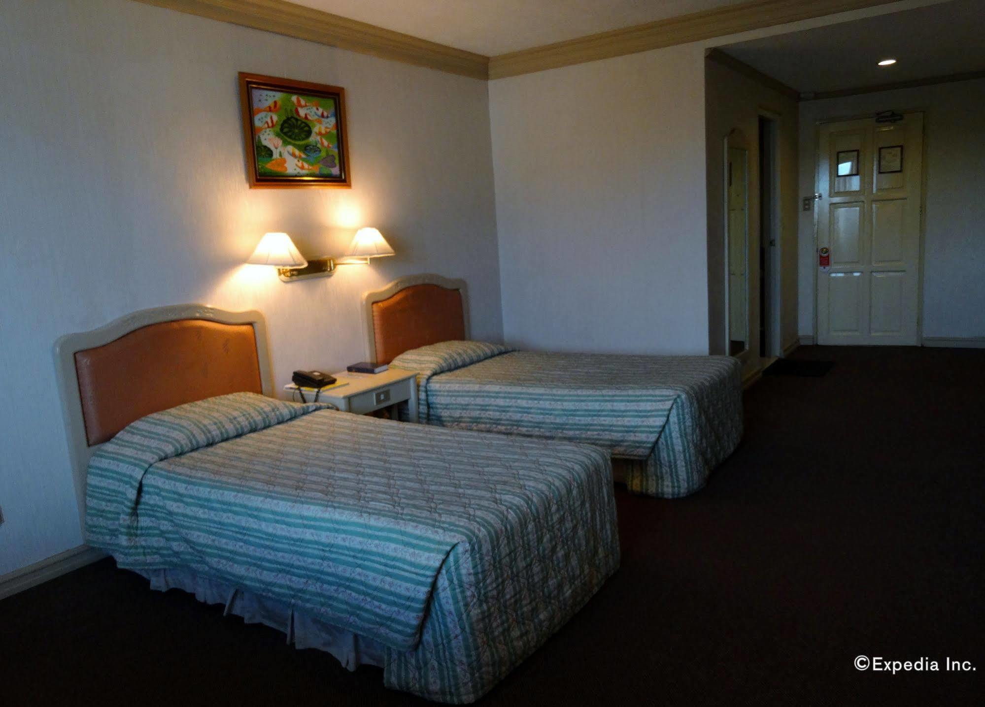 Orange Grove Hotel Davao Екстер'єр фото
