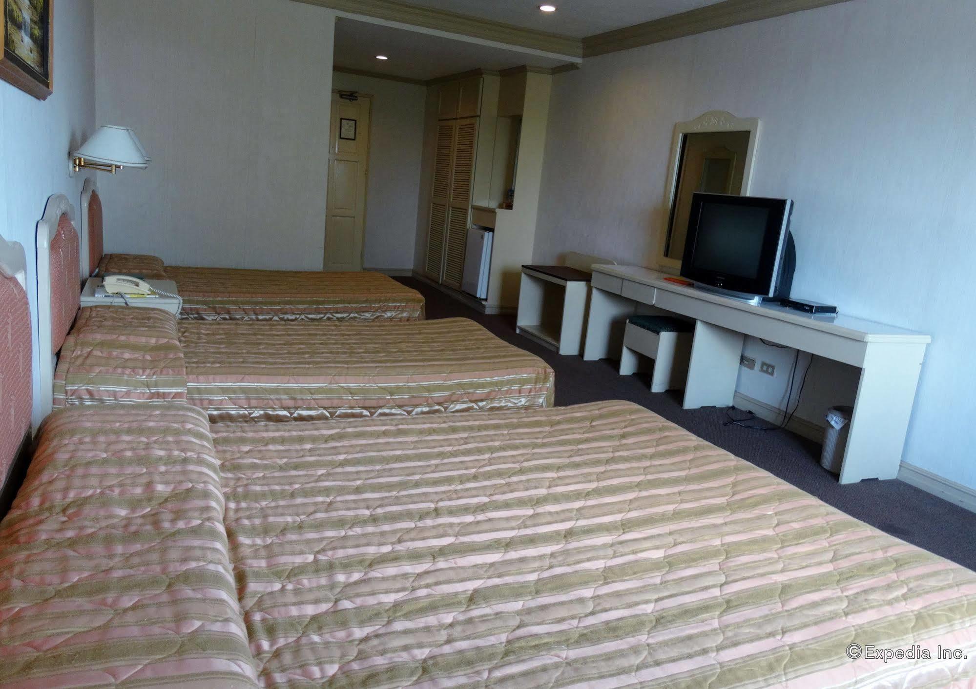 Orange Grove Hotel Davao Екстер'єр фото